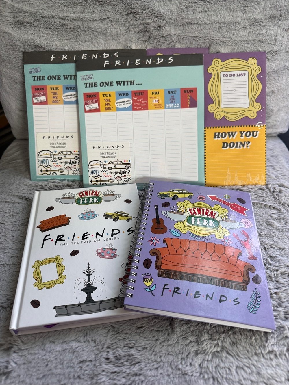 FRIENDS Stationary Set